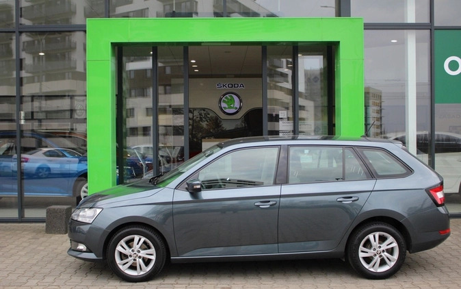 Skoda Fabia cena 41900 przebieg: 126331, rok produkcji 2019 z Sztum małe 466